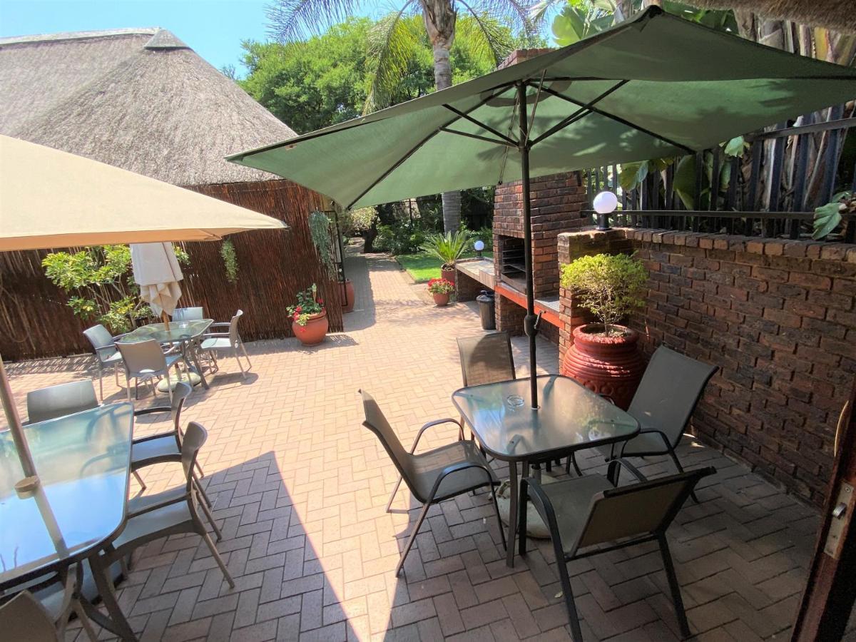 Safari Club Guest Lodge Or Tambo International Airport 肯普顿帕克 外观 照片