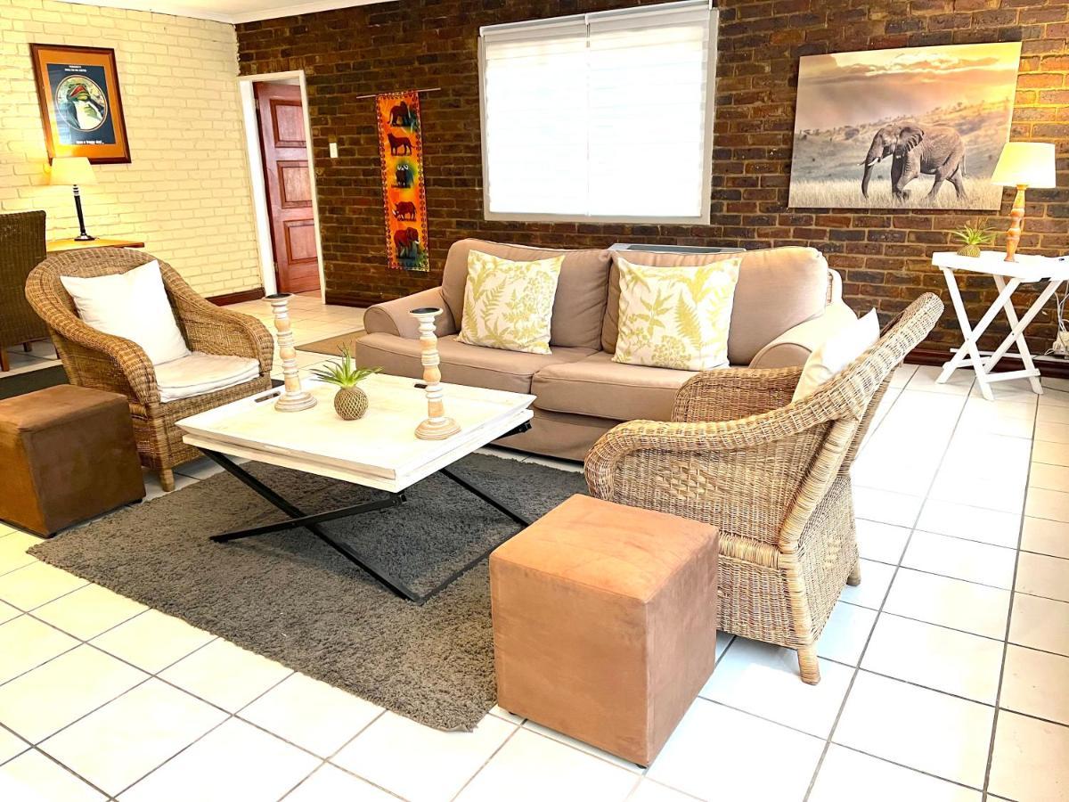 Safari Club Guest Lodge Or Tambo International Airport 肯普顿帕克 外观 照片